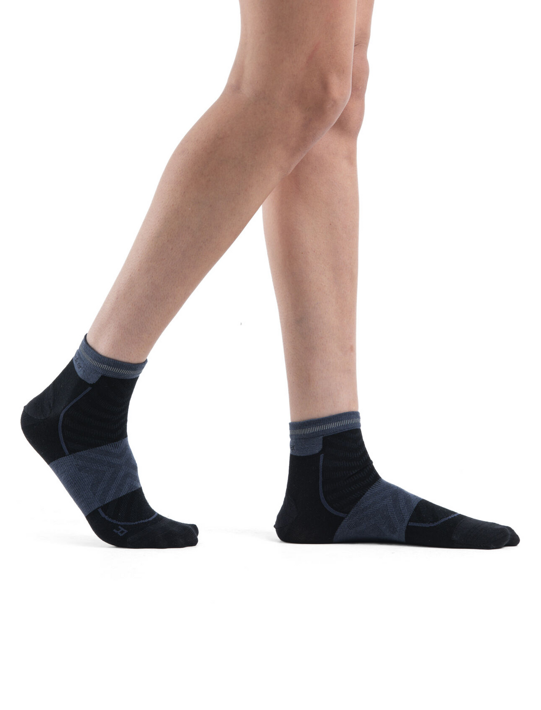 Icebreaker Womens Run+ Ultralight Mini Black