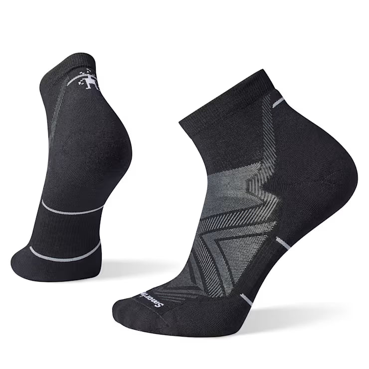 Smartwool Women's Run Targeted Cushion Ankle Socks Black
