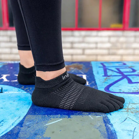 Injinji Womens Run Lightweight No-Show Black
