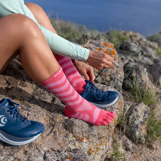 Injinji Womens Specific Ultra Run Crew Coral