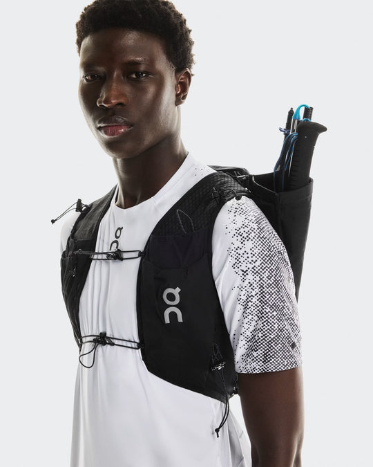 On Ultra Quiver Unisex Black