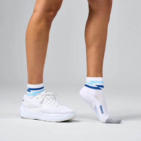 Feetures Elite Light Cushion Quarter White Track