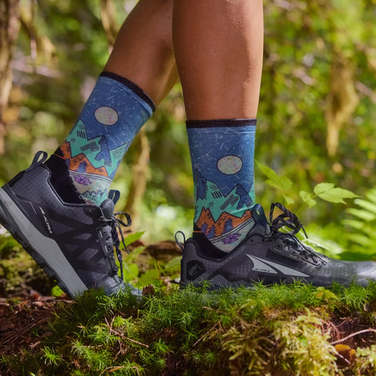 Smartwool W Trail Run Targeted Cushion Mountain Print Crew Socks Twilight Blue