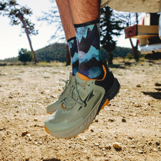 Smartwool Trail Run Targeted Cushion Summit Sector Print Crew Socks Nightfall Blue