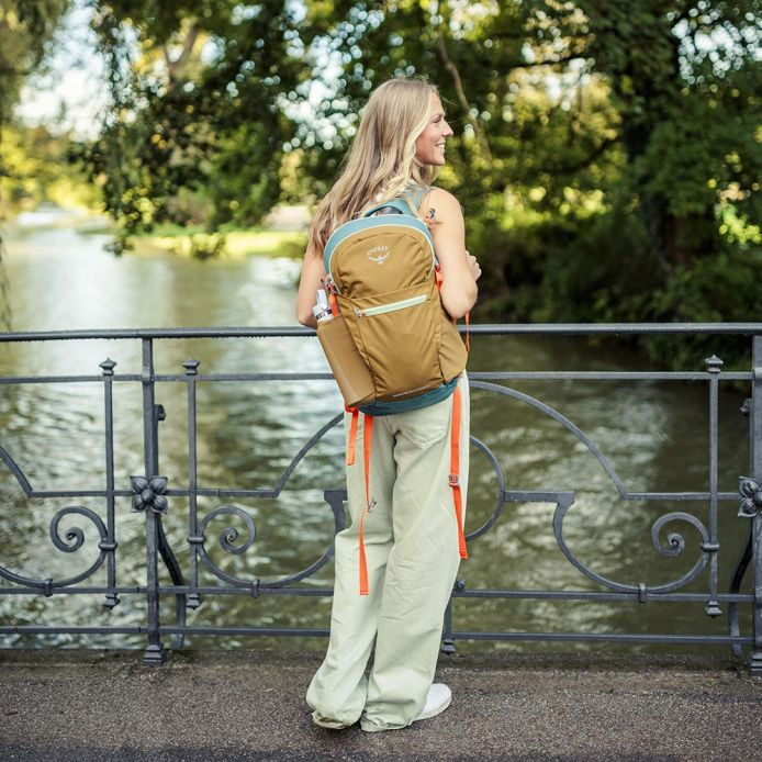 Osprey Daylite Plus Earth HISTOSOL BROWN CASCADE BLUE Hiking Day Pack