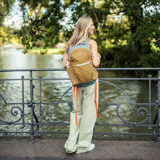 Osprey Daylite Plus Earth HISTOSOL BROWN CASCADE BLUE Hiking Day Pack