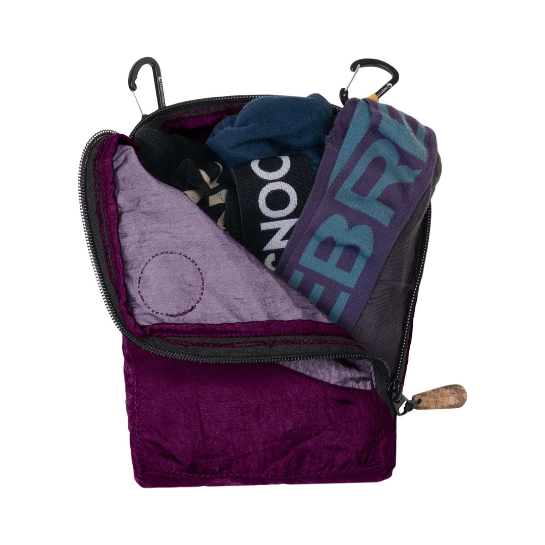 Ticket To The Moon Travel Cube Plum & Lavender (incl. 2 accessory carabiners)