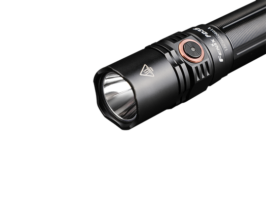 Fenix PD35 V3.0 Luminus SFT40 LED Flashlight (black)