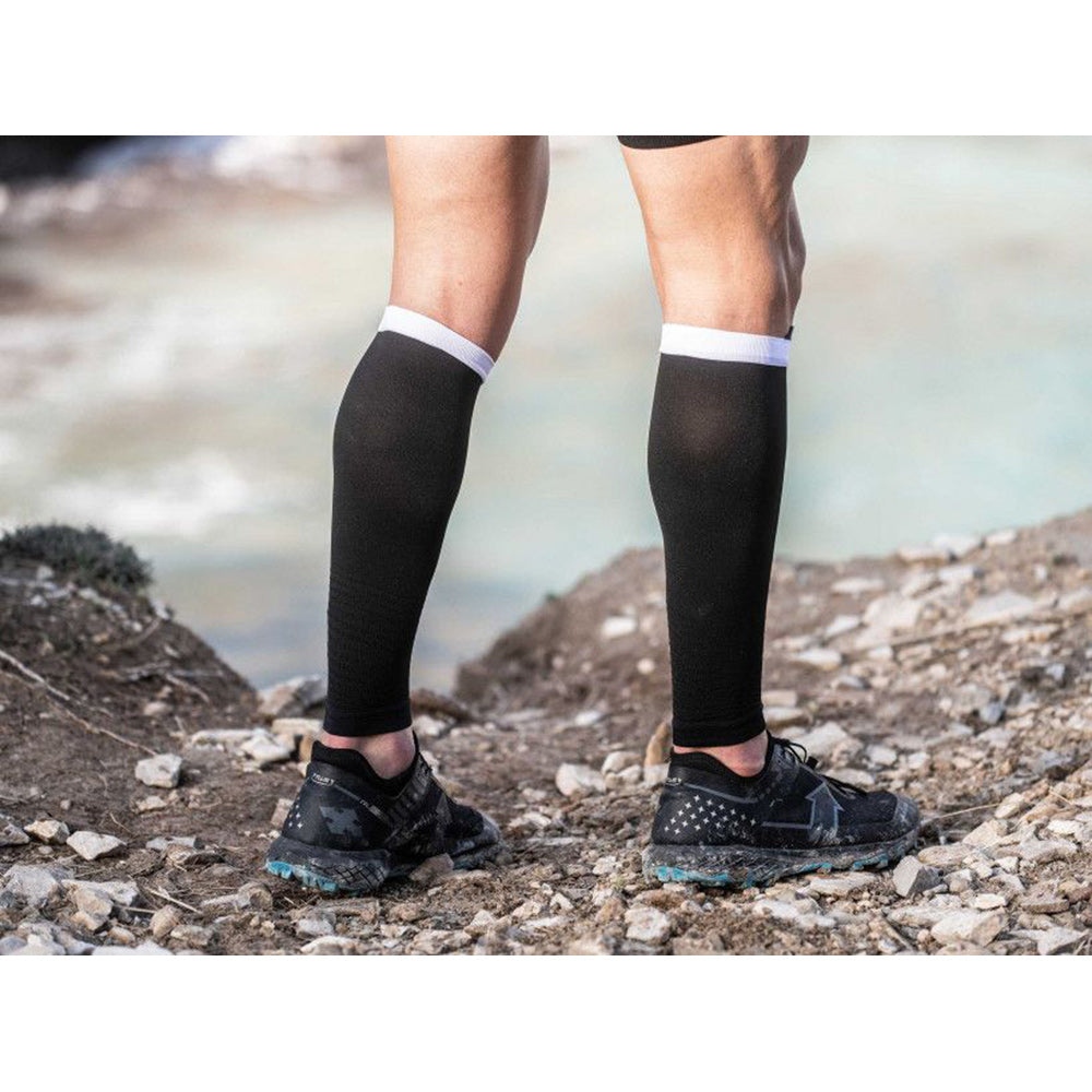 COMPRESSPORT CALF R2 v2 Additional Image-3