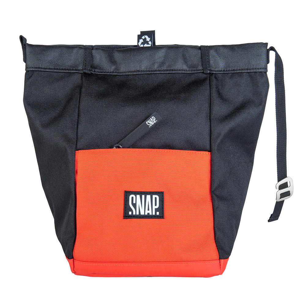 Snap Big Chalk Bag Fleece black & grenadine Additional Image-1