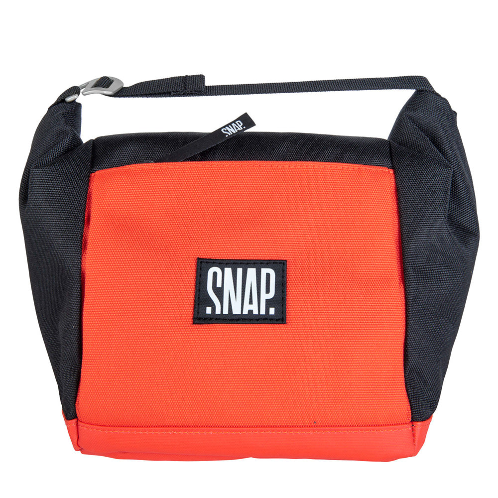 Snap Big Chalk Bag Fleece black & grenadine Additional Image